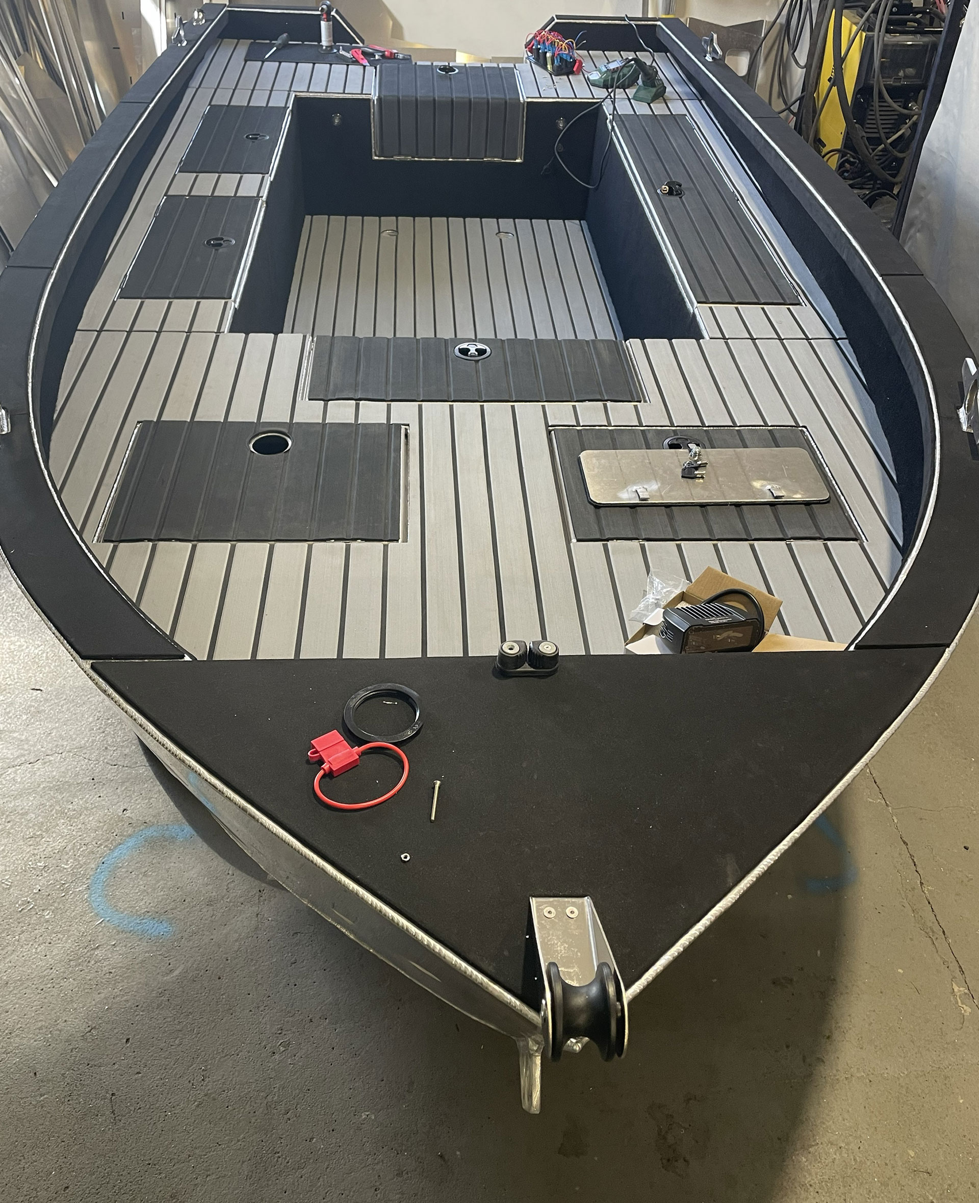 fishermansboat-gyartas-02